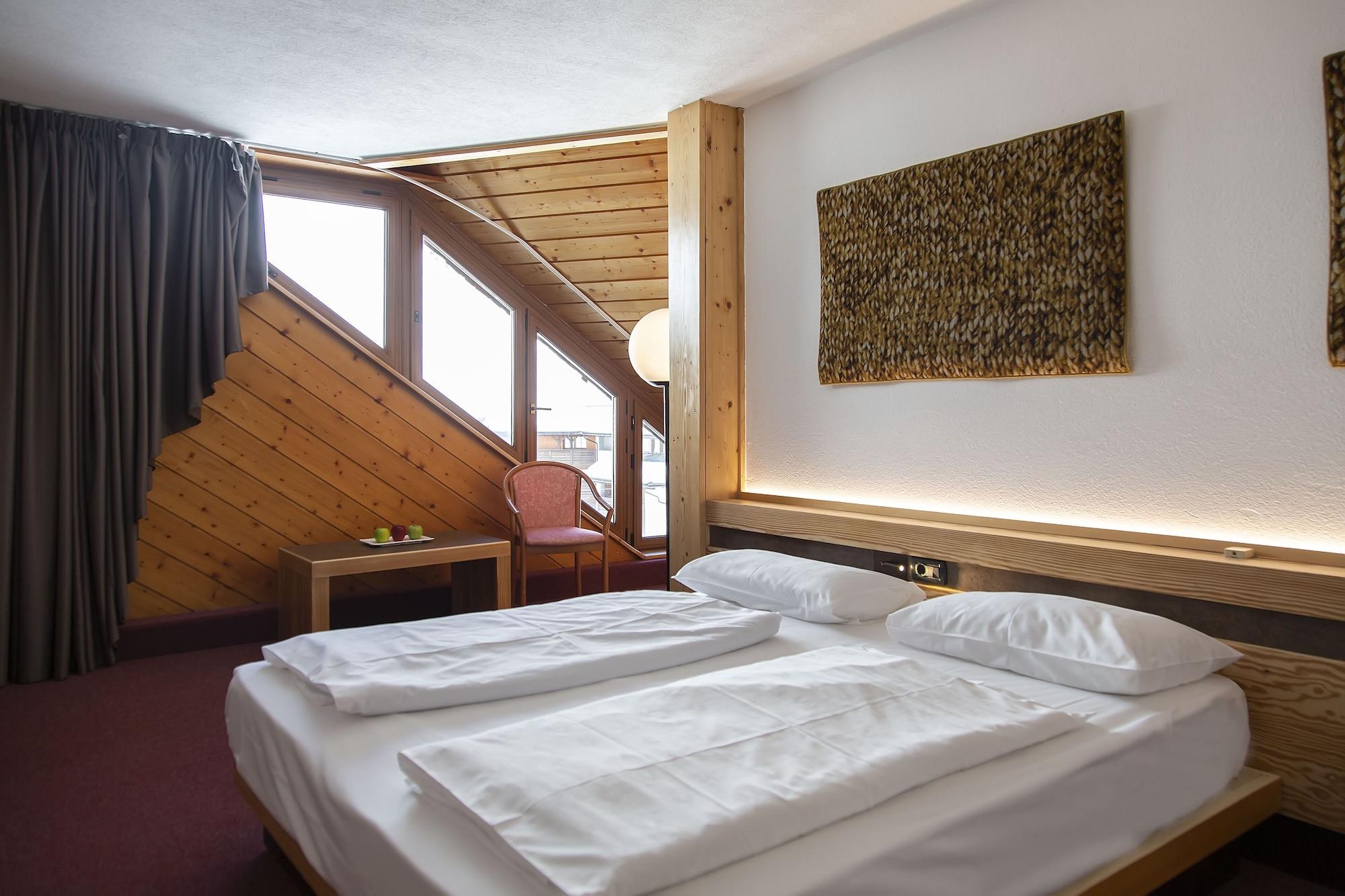 Blu Hotel Senales Zirm-Cristal Масо Корто Екстериор снимка