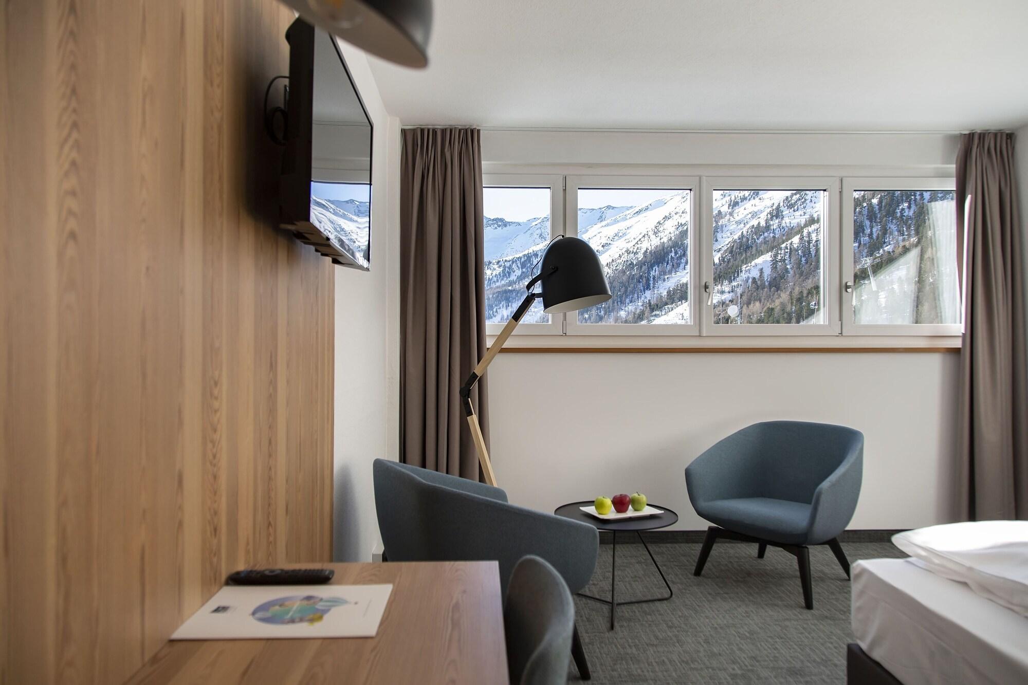 Blu Hotel Senales Zirm-Cristal Масо Корто Екстериор снимка