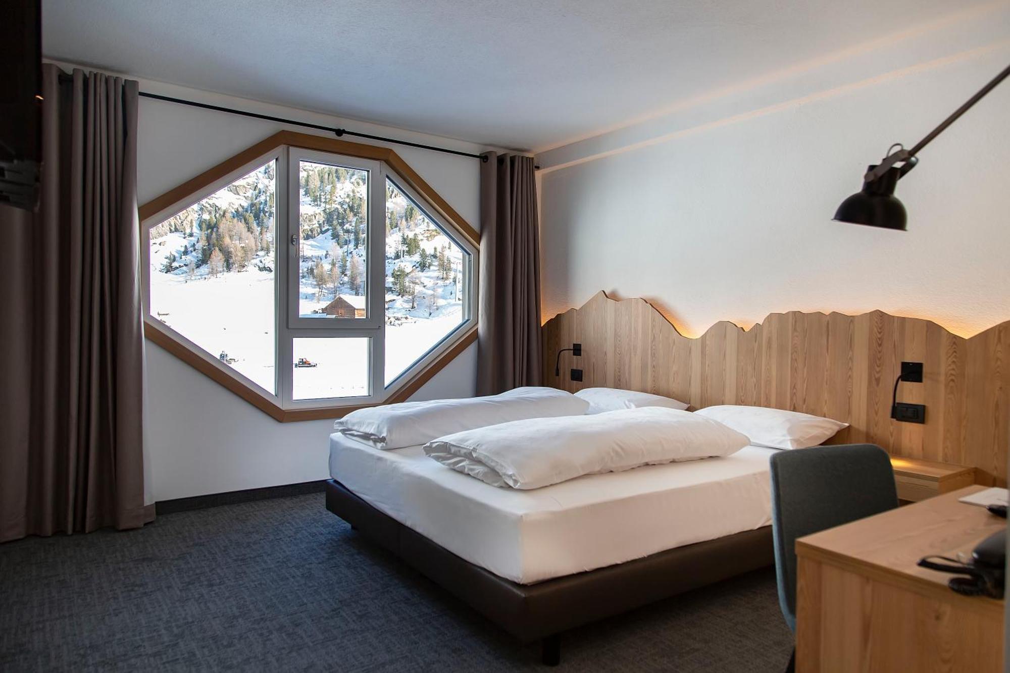 Blu Hotel Senales Zirm-Cristal Масо Корто Стая снимка